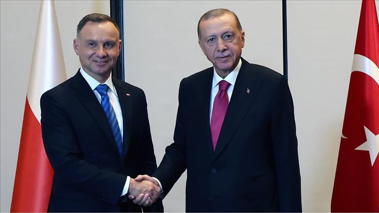 Erdoğan, Polonya Cumhurbaşkanı Duda ile görüştü