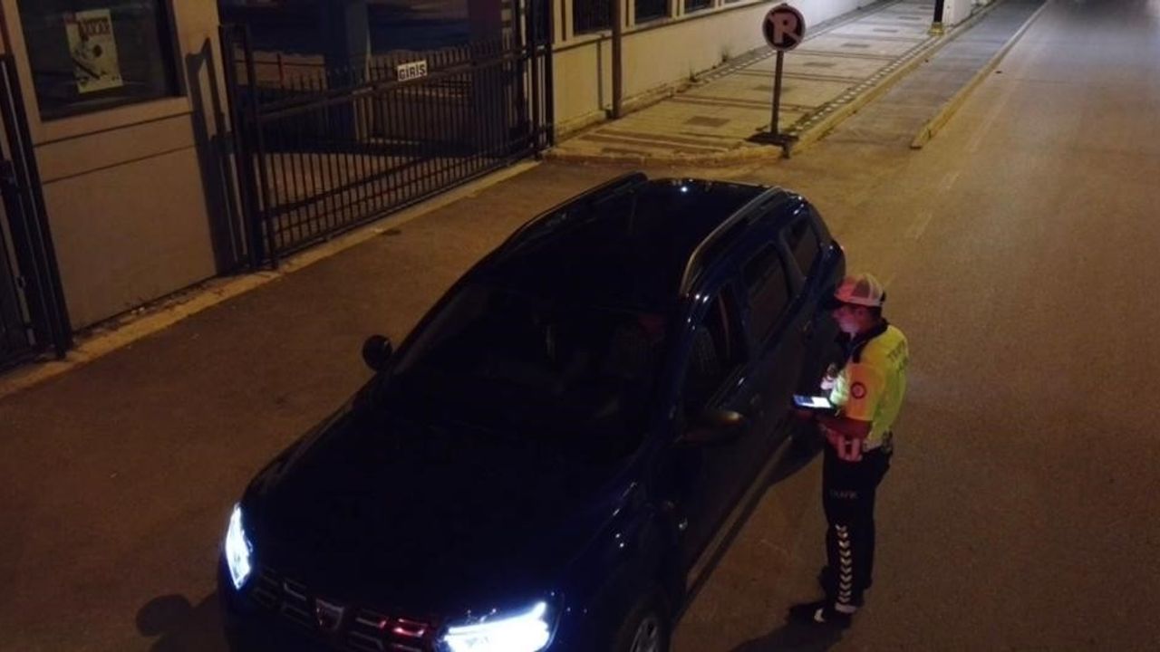 Polisten trafik ve asayiş denetimi  