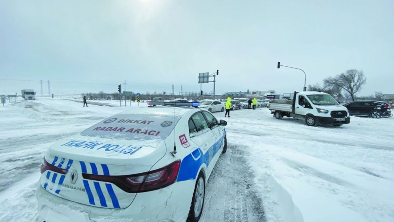 Karayolları Ulaşıma Açıldı - Afyon Haber Odak Gazetesi Son Dakika ...