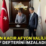 Bakan Kacır Afyon Valiliği’nde: Şeref defterini imzaladı