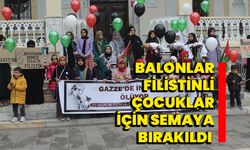Balonlar Filistinli çocuklar için semaya bırakıldı  