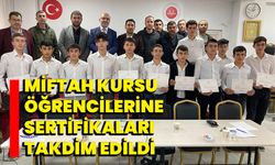 Miftah Kursu Öğrencilerine Sertifikaları Takdim Edildi