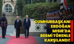 Cumhurbaşkanı Erdoğan Mısır'da resmi törenle karşılandı