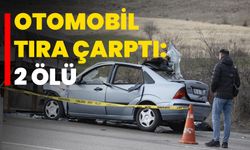 Ankara'da otomobil tıra çarptı: 2 ölü