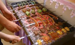 Azerbaycanlı ressam Azizli, yaptığı yemek maketleriyle müze oluşturdu