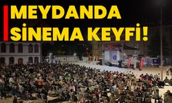 Meydanda sinema keyfi!