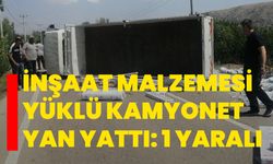 İnşaat malzemesi yüklü kamyonet yan yattı: 1 yaralı