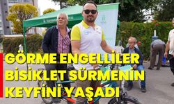 Görme engelliler bisiklet sürmenin keyfini yaşadı