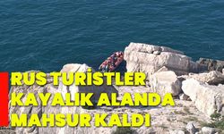 Rus turistler kayalık alanda mahsur kaldı