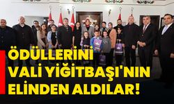 Ödüllerini aldılar!