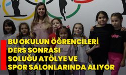 Bu okulun öğrencileri ders sonrası soluğu atölye ve spor salonlarında alıyor