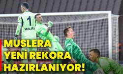 Muslera yeni rekora hazırlanıyor!