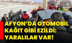 Afyon’da otomobil kağıt gibi ezildi: Yaralılar var!