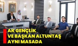 AK Gençlik ve Başkan Altuntaş Aynı Masada