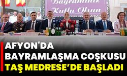 Afyon'da Bayramlaşma Coşkusu Taş Medrese ‘de Başladı