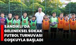Sandıklı’da geleneksel sokak futbol turnuvası coşkuyla başladı