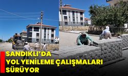 Sandıklı’da Yol Yenileme Çalışmaları Sürüyor