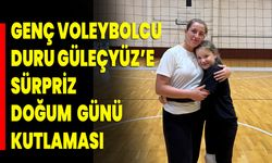 Genç Voleybolcu Duru Güleçyüz’e Sürpriz Doğum Günü Kutlaması