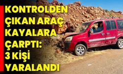Kontrolden Çıkan Araç Kayalara Çarptı: 3 Kişi Yaralandı
