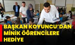 Başkan Koyuncu’dan Minik Öğrencilere Hediye