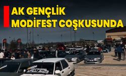 AK Gençlik Modifest Coşkusunda