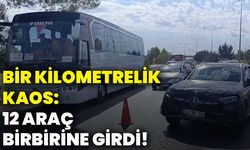 Bir kilometrelik kaos: 12 Araç birbirine girdi!