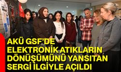 AKÜ GSF’de Elektronik Atıkların Dönüşümünü Yansıtan Sergi İlgiyle Açıldı