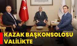 Kazak Başkonsolosu Valilikte