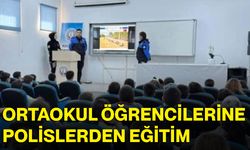 Ortaokul Öğrencilerine Polislerden Eğitim