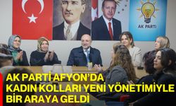 AK Parti Afyon’da Kadın Kolları Yeni Yönetimiyle Bir Araya Geldi