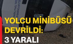 Yolcu Minibüsü Devrildi: 3 Yaralı