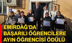 Emirdağ’da başarılı öğrencilere Ayın Öğrencisi ödülü