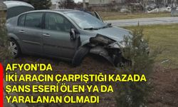 Afyon’da İki Aracın Çarpıştığı Kazada Şans Eseri Ölen Ya da Yaralanan Olmadı