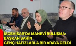 İscehisar’da Manevi Buluşma: Başkan Şahin Genç Hafızlarla Bir Araya Geldi