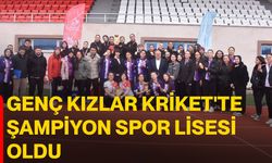Genç Kızlar Kriket'te şampiyon Spor Lisesi oldu
