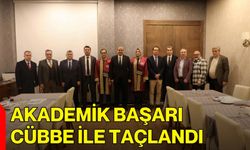 Akademik Başarı Cübbe ile Taçlandı