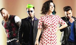 10 Yıl Aradan Sonra Model Grubu Yeniden Bir Araya Geldi