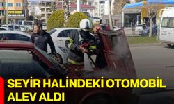 Seyir halindeki otomobil alev aldı