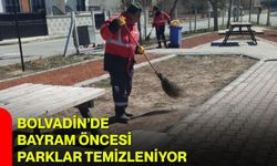 Bolvadin’de Bayram Öncesi Parklar Temizleniyor