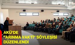 AKÜ’de “Arınma Vakti” Söyleşisi Düzenlendi