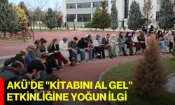 AKÜ’de "Kitabını Al Gel" Etkinliğine Yoğun İlgi