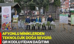 Afyonlu Miniklerden Teknolojik Doğa Sevgisi: QR Kodlu Fidan Dağıtımı