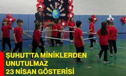 Şuhut’ta Miniklerden Unutulmaz 23 Nisan Gösterisi