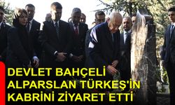 Devlet Bahçeli, Alparslan Türkeş'in kabrini ziyaret etti