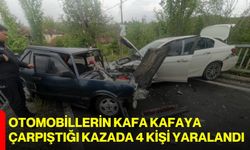 Otomobillerin kafa kafaya çarpıştığı kazada 4 kişi yaralandı