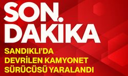 Sandıklı’da devrilen kamyonet sürücüsü yaralandı