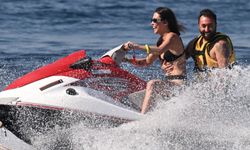 Dilara Aksüyek’ten Bodrum’da Jet-Ski gösterisi
