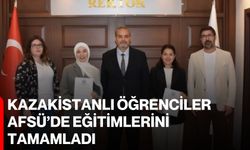 Kazakistanlı öğrenciler AFSÜ’de eğitimlerini tamamladı