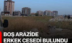 Boş arazide erkek cesedi bulundu
