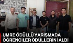 Umre ödüllü yarışmada öğrenciler ödüllerini aldı